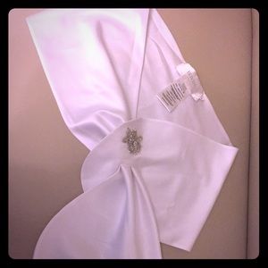 Satin elegant white wrap.